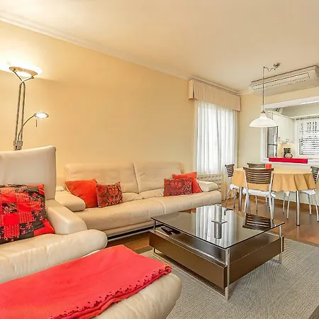 Ocean Views - Private Terrace + Wifi דירה *